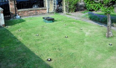 Aerial feed and some of the ground rods